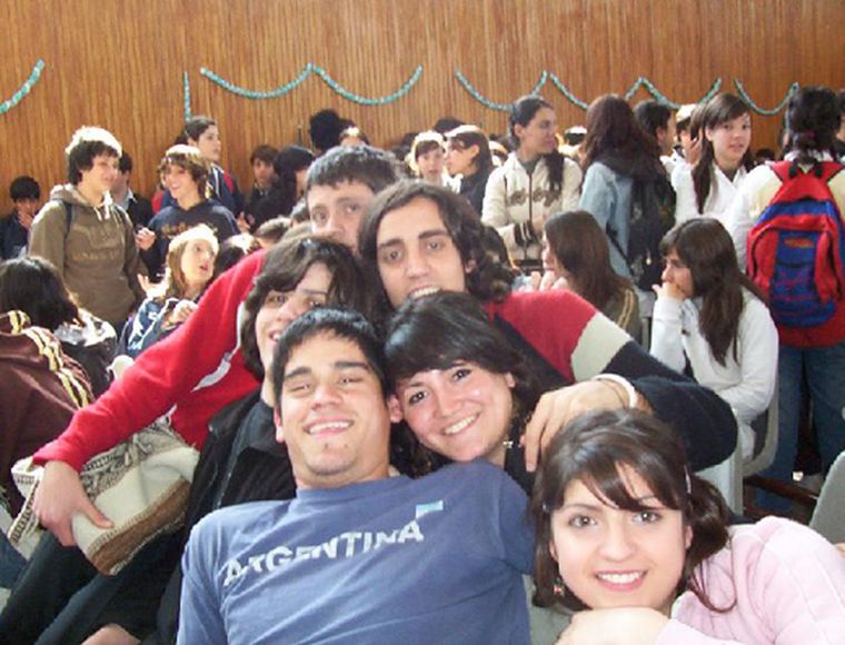 Los alumnos secundarios serán el público principal de programa.