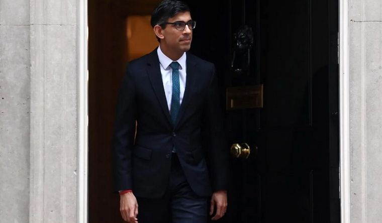 Rishi Sunak viene en picada. Foto: Efe.