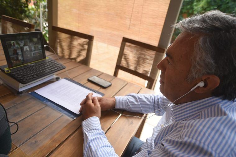 Alfredo Cornejo se abstendrá en la votación.