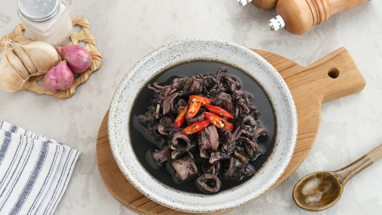 Esta receta es fantástica para poder saborear estos chipirones en su tinta Esta receta es fantástica para poder saborear estos chipirones en su tinta