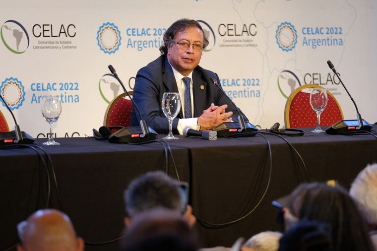 Gustavo Petro El presidente colombiano participó ayer de la Cumbre de la CELAC en Buenos Aires Foto: DPA