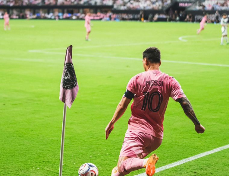 Inter Miami enfrenta a New England Revolution en el Nu Stadium.