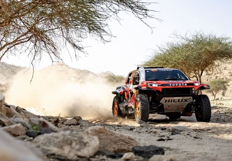 La Etapa 2 reordenó la clasificación y dejó a Toyota como el equipo más sólido del día.