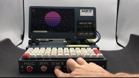 Todo lo que necesitas saber sobre CyberDeck, la nueva tendencia DIY en hardware. Todo lo que necesitas saber sobre CyberDeck, la nueva tendencia DIY en hardware.