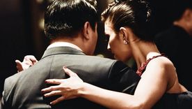 En el aniversario del nacimiento de Carlos Gardel y Julio de Caro, se celebra el Día Nacional del Tango. En el aniversario del nacimiento de Carlos Gardel y Julio de Caro, se celebra el Día Nacional del Tango.