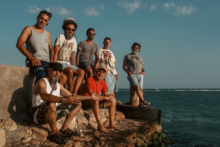 Nonpalidece se formó en 1996 en Tigre, provincia de Buenos Aires.&nbsp;