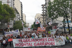 Trabajadores del Garrahan vuelven a marchar por sus salarios. Foto: Telam
