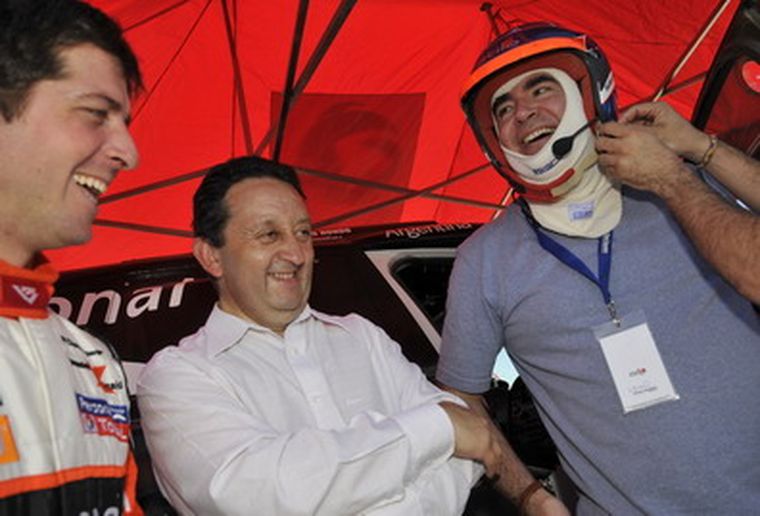 Orly, el gobernador Celso Jaque, y el director de MDZ, Ricardo Montacuto. Foto: Pachy Reynoso/MDZ