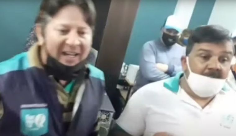 Enfrentados La batahola se habría iniciado por diferencias entre empleados nuevos y viejos.