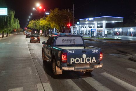 El Hombre circulaba por Las Heras con mas de 2 gramos de alcohol en sangre. El Hombre circulaba por Las Heras con mas de 2 gramos de alcohol en sangre.