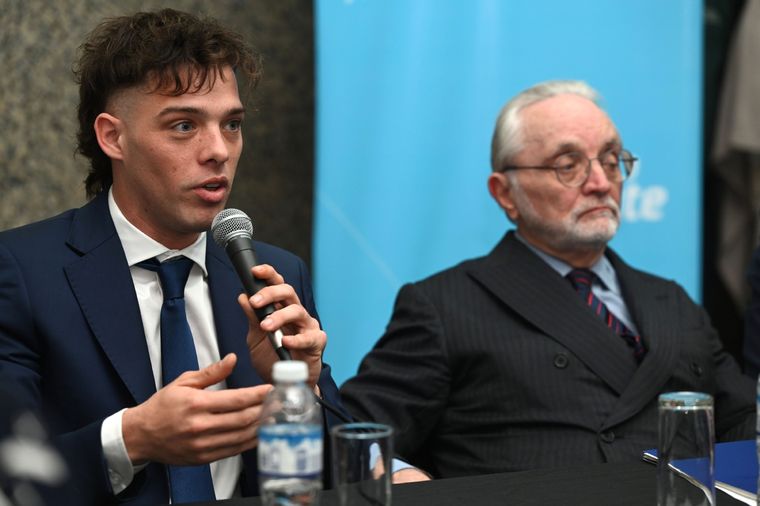 Maratea fue avalado por la IGJ y aclaró algunos términos de la colecta de Independiente Foto: Télam