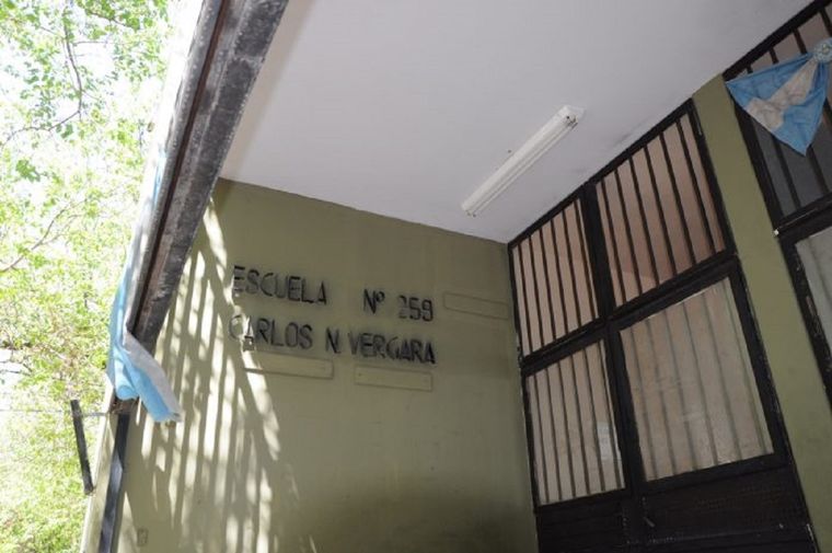 El ingreso a la escuela Vergara, donde sucedió el hecho. Foto: Gobierno de Mendoza