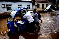 En China, las inundaciones y deslizamientos de tierra trajeron muchos muertos. Foto Efe En China, las inundaciones y deslizamientos de tierra trajeron muchos muertos. Foto Efe