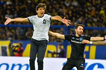 El Racing de Costas sigue recuperando piezas clave.