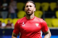 Sergio Ramos recibió una oferta concreta de Boca, pero una situación familiar hace casi imposible su llegada. Foto: @SevillaFC Sergio Ramos recibió una oferta concreta de Boca, pero una situación familiar hace casi imposible su llegada. Foto: @SevillaFC