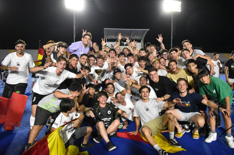 Alemán conquistó el torneo Clausura. Foto: Prensa Alemán