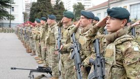 La nueva escala salarial de las fuerzas armadas se aplica en febrero y alcanza a todas las jerarquías. La nueva escala salarial de las fuerzas armadas se aplica en febrero y alcanza a todas las jerarquías.