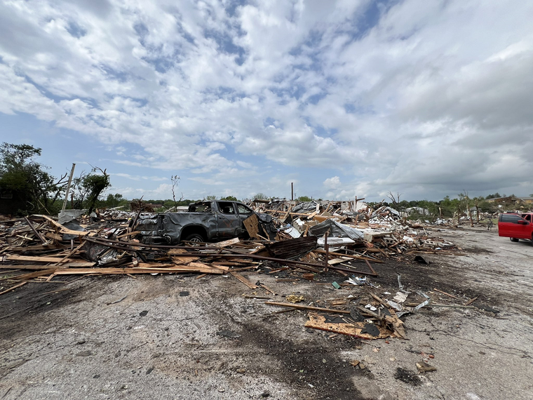 Destrucción total en Oklahoma tras el potente tornado Foto: X @zaneo_11