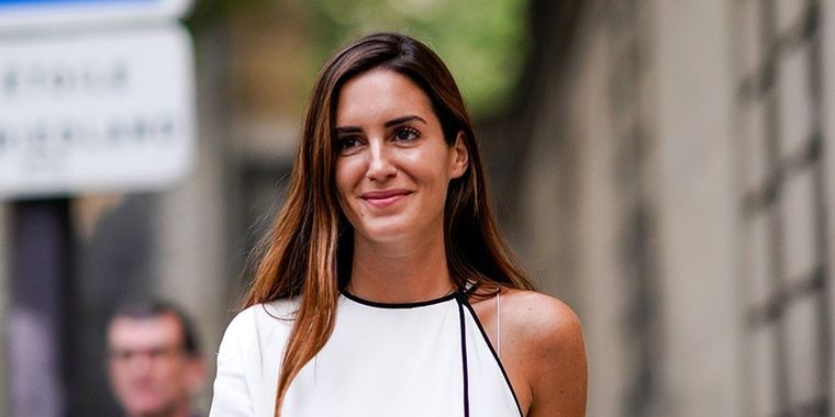 Gala González nos muestra los looks más bonitos con el color rosa. Foto: Elle