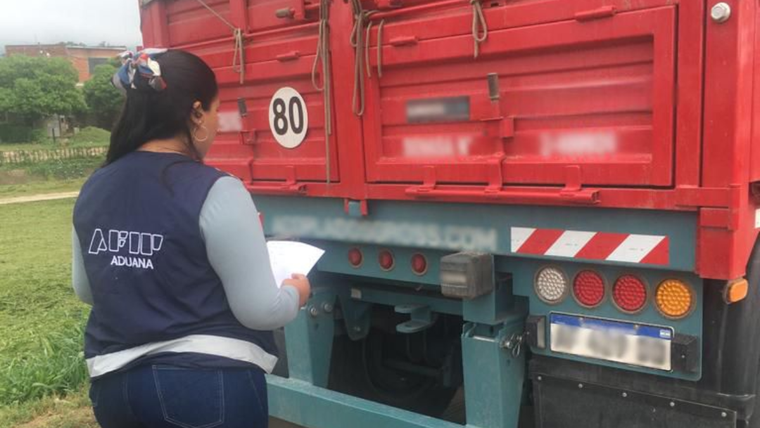Aduana desarticuló el contrabando de más de 130 toneladas de soja. Foto: Prensa AFIP