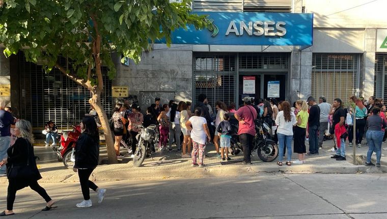 De no haber contado con el aporte de ANSES, la balanza fiscal de la APN habría sufrido un déficit por encima de los $3 billones.  Foto: Alf Ponce Mercado/MDZ