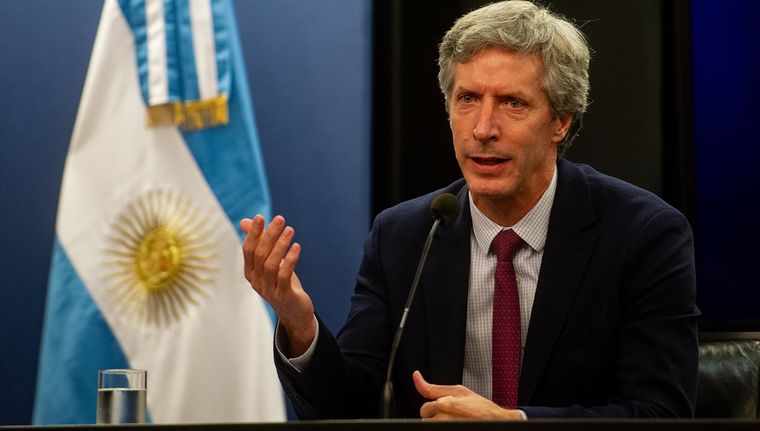 El presidente del Banco Central, Santiago Bausili, sufrió un revés judicial en una causa que lo investiga por presunta corrupción financiera. Foto: Télam