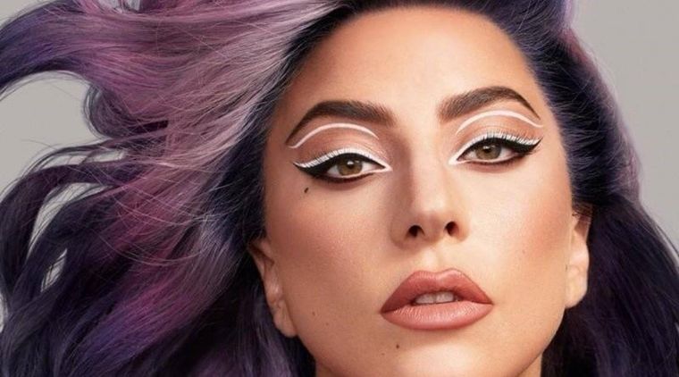 Lady Gaga se impone con el makeup.