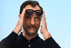 Foto: https://rpp.pe/famosos/celebridades/jude-law-utilizo-sangre-heces-y-sudor-para-interpretar-a-enrique-viii-en-firebrand-noticia-1485778