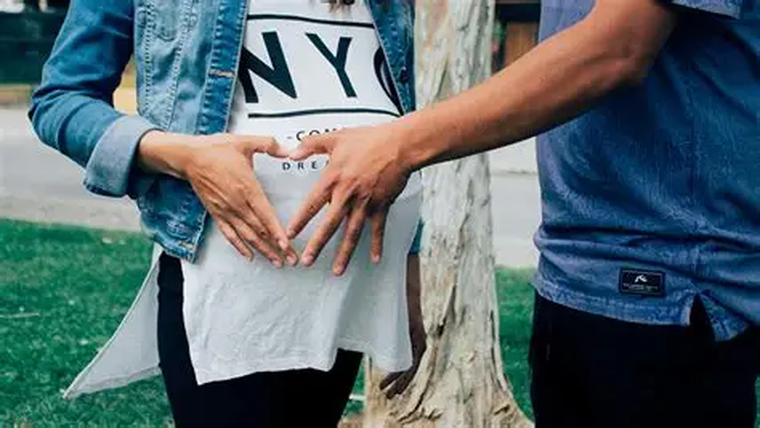 Durante muchos años la fertilidad fue considerada casi exclusivamente un tema femenino.