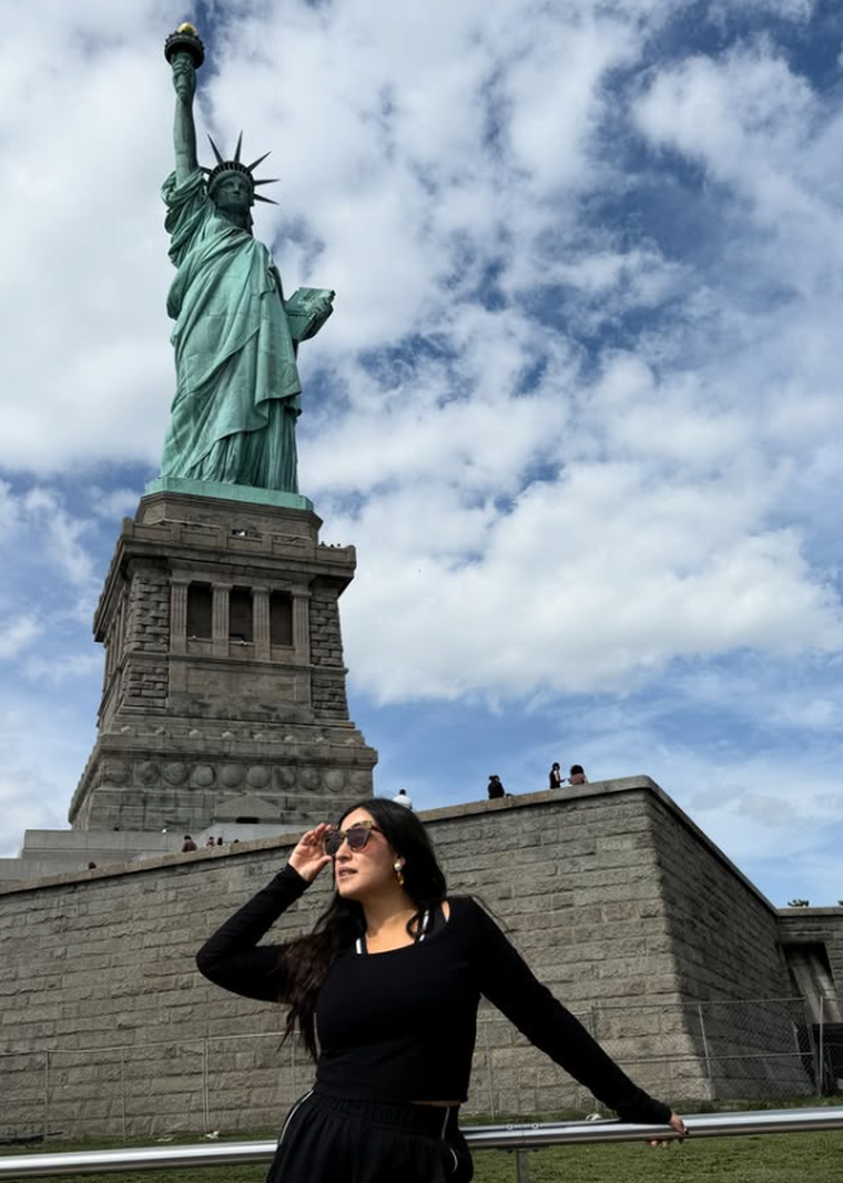 Carolina Barcia viaja y muestra a su comunidad dónde conviene comprar en el exterior. Carolina Barcia viaja y muestra a su comunidad dónde conviene comprar en el exterior.