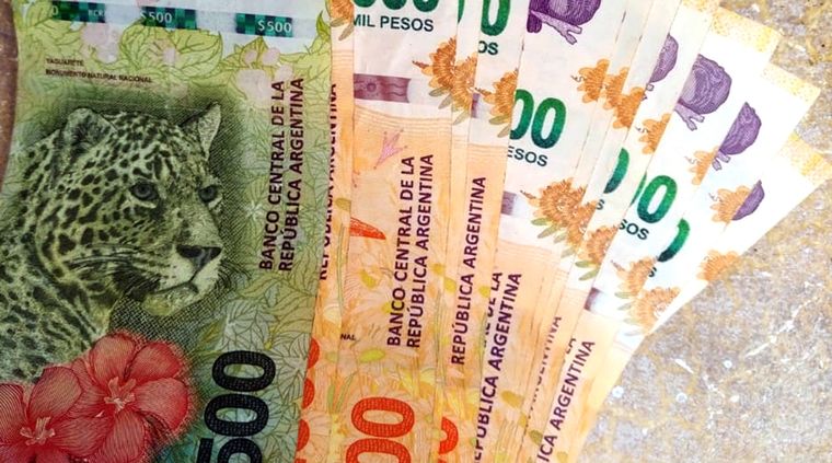 A los delincuentes les encontraron pesos y dólares Foto: Imagen ilustrativa