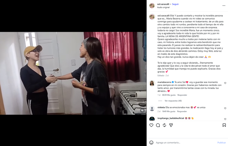 El primer encuentro entre la cantante y la joven. El primer encuentro entre la cantante y la joven.