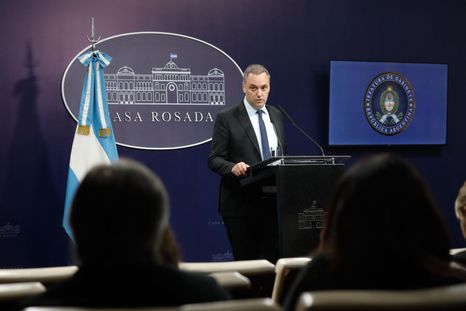 Manuel Adorni regresó a las conferencias de prensa Manuel Adorni regresó a las conferencias de prensa