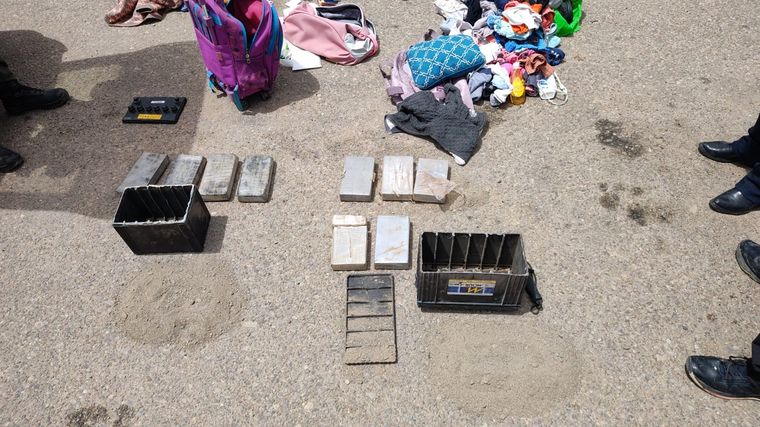 Las sustancias encontradas. Foto: Gendarmería Nacional.