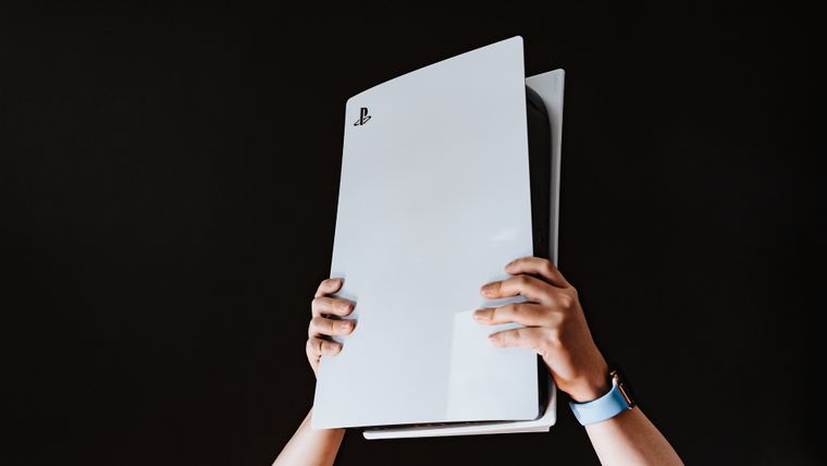 Sony planea una PS5 de 330 dólares para recuperar terreno frente a Nintendo.