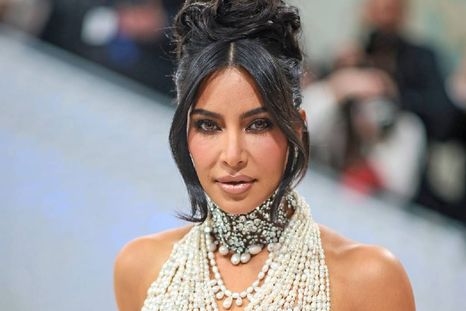 El rostro de Kim Kardashian en la MET Gala 2023 es muy diferente a su posteo en redes sociales. Foto: Archivo MDZ