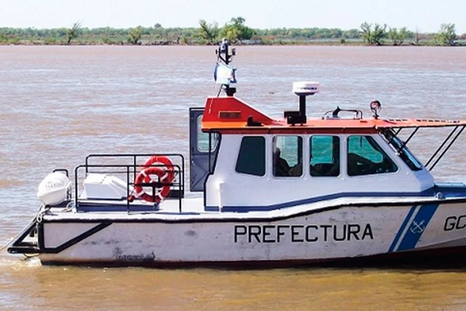 El cadaver de un hombre fue encontrado este miércoles en el río Paraná a metros de la desembocadura del arroyo Ludueña, en la ciudad de Rosario. El cadaver de un hombre fue encontrado este miércoles en el río Paraná a metros de la desembocadura del arroyo Ludueña, en la ciudad de Rosario.