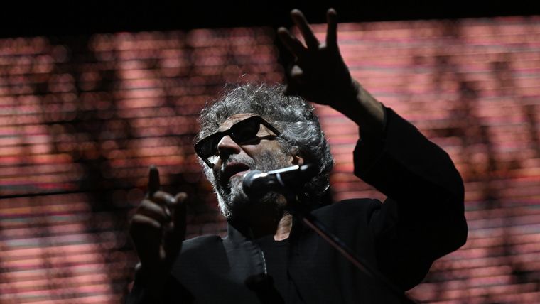 El artista no se quedó callado.