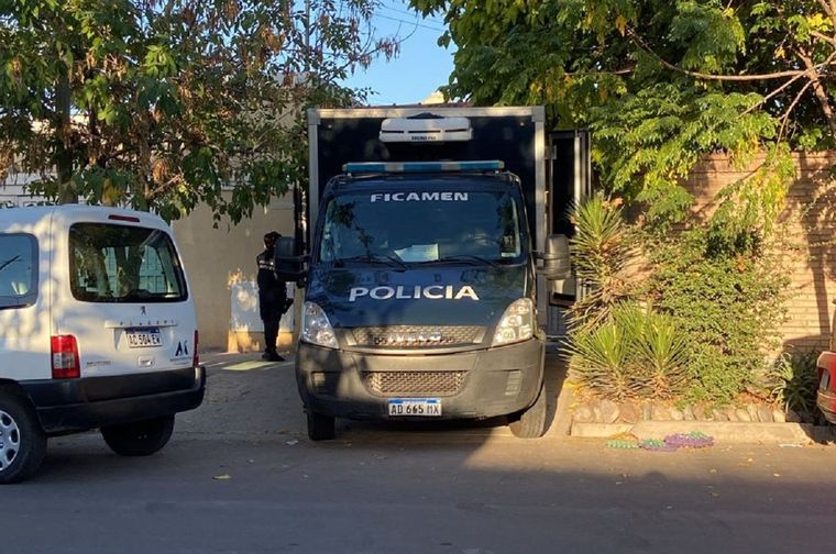 Policía Científica trabaja en el lugar. Foto: Keila Morán