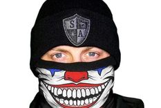 Ocultos Los ladrones dicen ser familiares de las víctimas, pero tienen la voz cambiada a causa del barbijo.