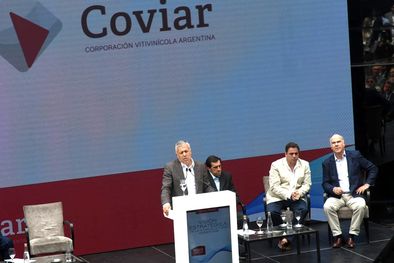 MDZol | El último desayuno de la Coviar. Foto: Marcos Garcia/MDZ