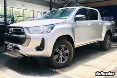 el usado del dia: toyota hilux sr 4x4 modelo 2021
