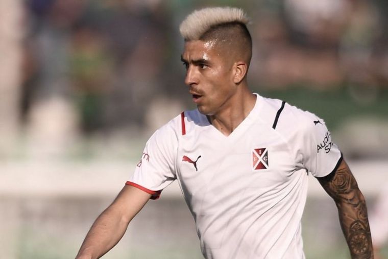 Leandro Fernández, goleador de Independiente en la segunda victoria consecutiva.