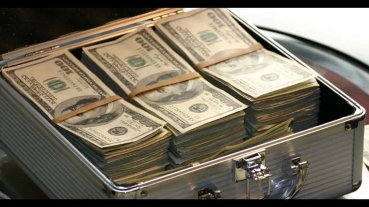 Quienes dejaron la función el 30 de noviembre y ya no están en funciones publicas,¿entonces pueden blanquear? Foto: MDZ