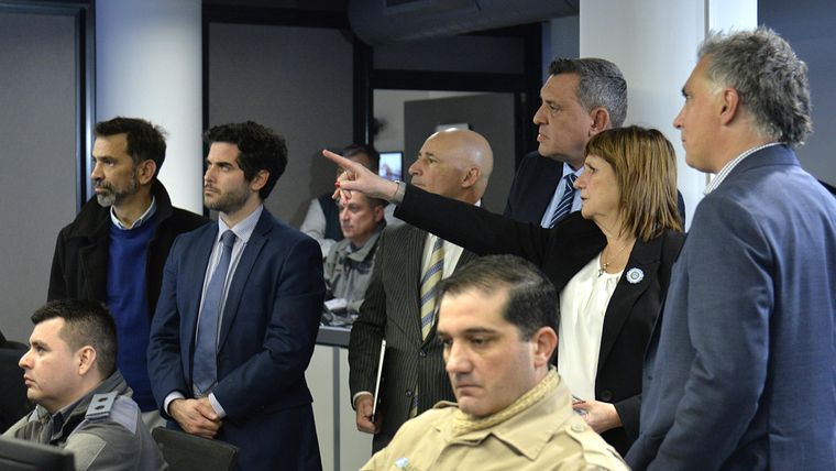 Patricia Bullrich con Bondarenko y Pareja en el Ministerio de Seguridad