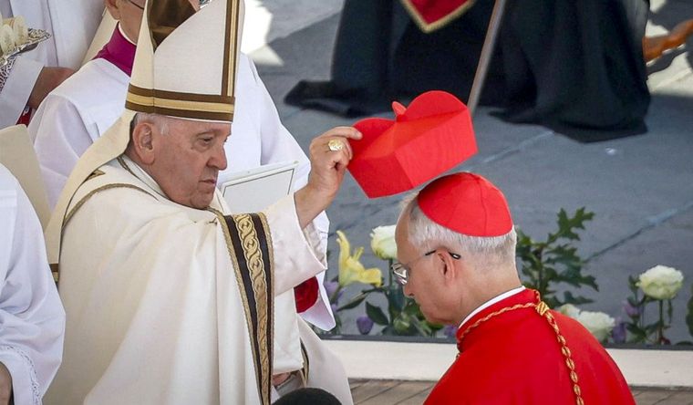 Dos papas de la Iglesia católica en una foto: Francisco y León XIV. Foto Efe Dos papas de la Iglesia católica en una foto: Francisco y León XIV. Foto Efe