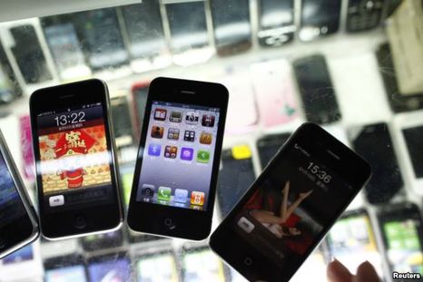 Presentan los nuevos iPhones, ¿más gruesos y más pesados?