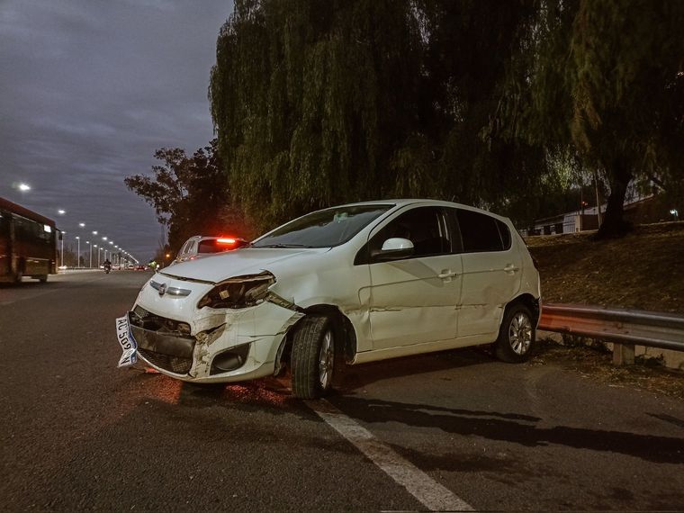 El rodado involucrado en el accidente Foto: Emilce Vargas Ferrara/MDZ RADIO