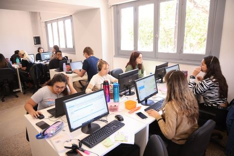 La empresa incorporó más de 50 trabajadores en General Alvear y cuenta con unos 600 empleados en el país. Foto: Prensa Gobierno de Mendoza