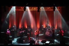 kevin johansen en mendoza: manual de instrucciones para hombres descorazonados